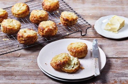 Сырные булочки на один-два-три: классика британской кухни