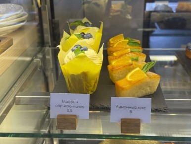 Кафе «Весна»: недорогие завтраки и оригинальные десерты в Грушевке