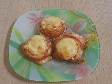 Отбивные из свинины под овощной шубой: простое и вкусное решение для ужина