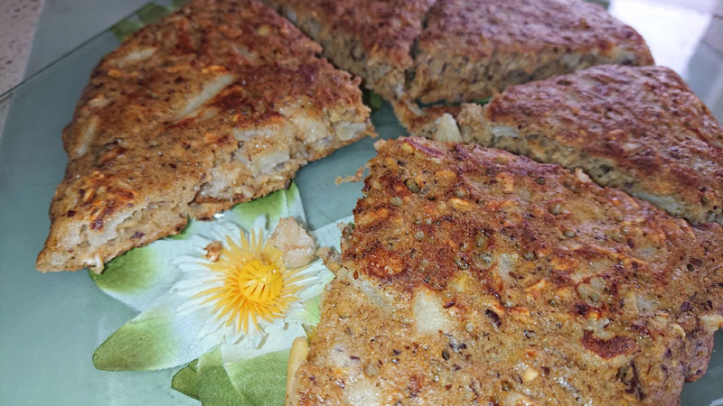 Лёгкие блины с яблочным акцентом