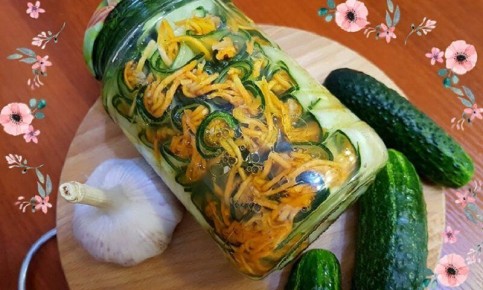 Необычные корейские огурцы: готовим закуску на зиму