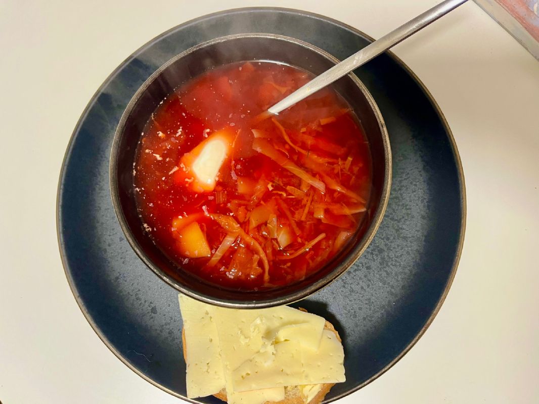 Секреты идеального борща: как приготовить настоящую кулинарную классическую