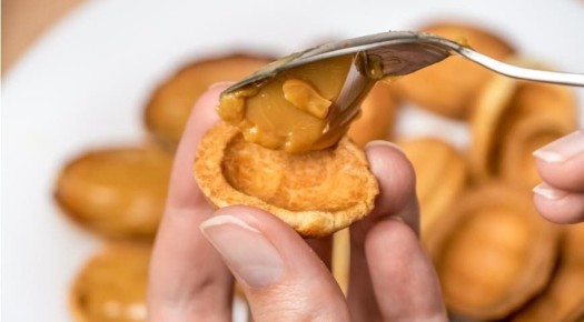 Сгущенка в кулинарии: от истории до 12 интересных рецептов