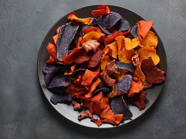 Как овощные чипсы становятся менее полезными: мнение нутрициолога