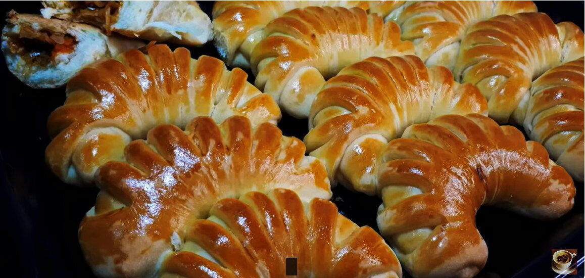 Пухлые пирожки с капустой, которые покорят ваше сердце