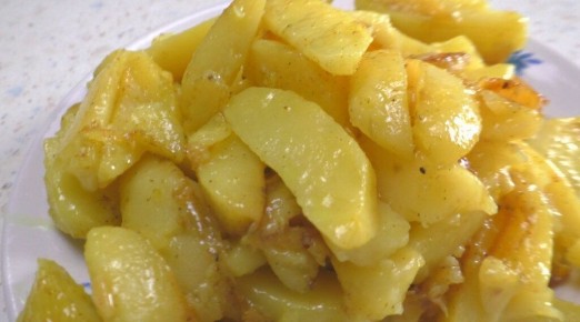 Простое наслаждение: картофель по деревенски в мультиварке