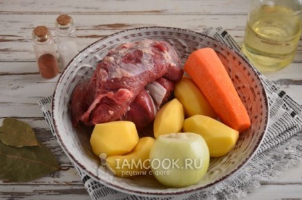 Уютное блюдо с картошкой и мясом для всей семьи