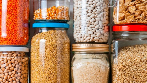 Как защитить крупы от насекомых с помощью лаврового листа