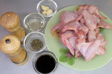 Восторг на столе: куриные крылышки с бальзамическим уксусом