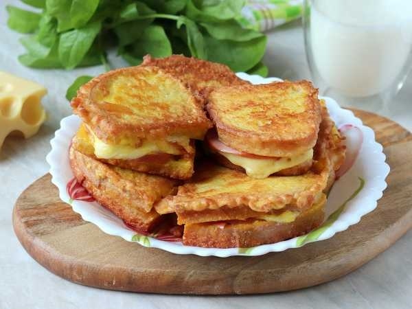 Вкусные бутерброды в кляре: простой рецепт с колбасой и сыром