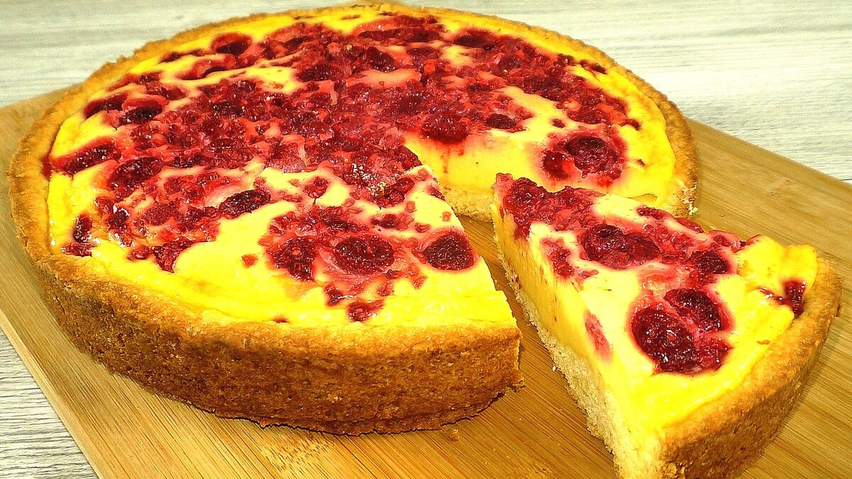 Простой пирог на кефире, который спасет ваш вечер