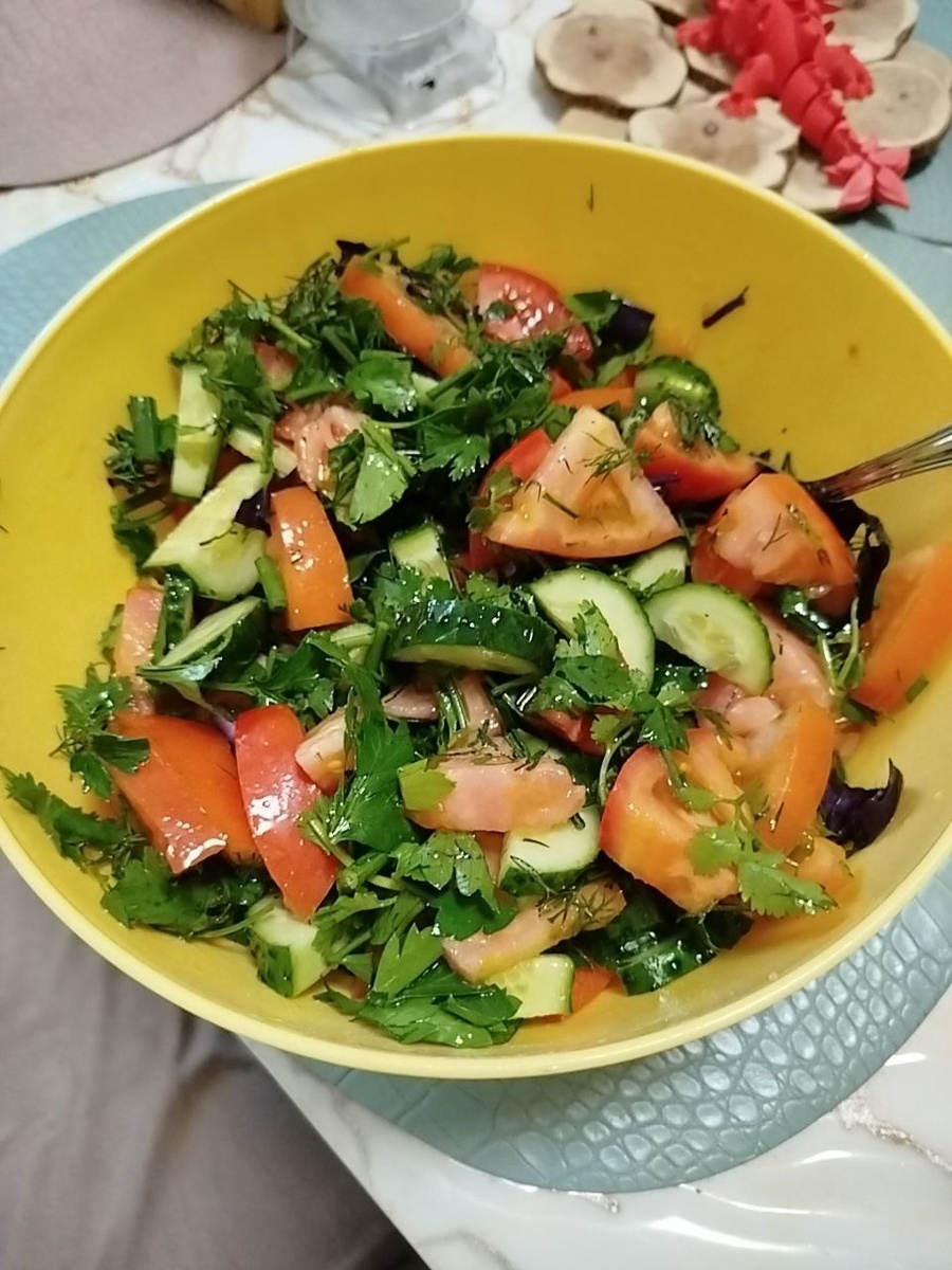 Яркий салат, который удивит своим вкусом