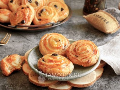 Как испечь идеальные булочки с заварным кремом: пошаговый рецепт