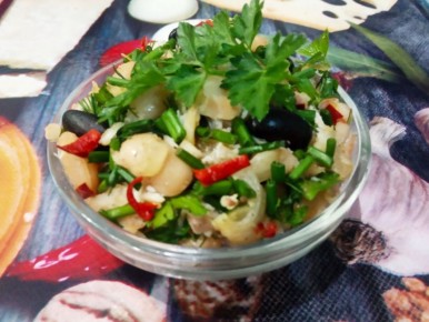 Невероятный салат с фасолью и курой: сытность и вкус в каждой порции