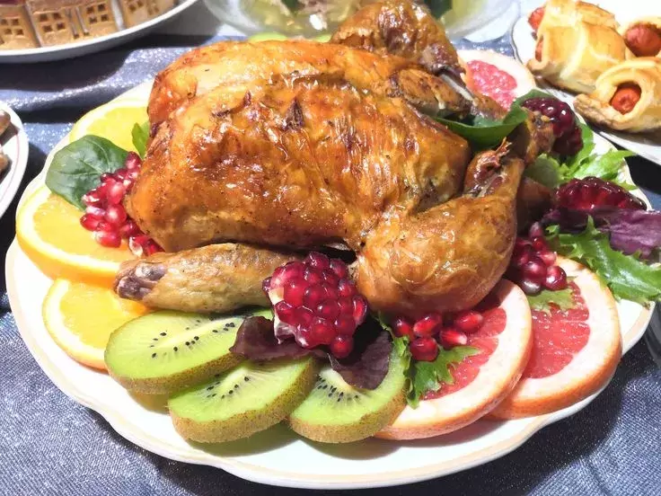 Праздничные мясные деликатесы: готовим к зимним праздникам