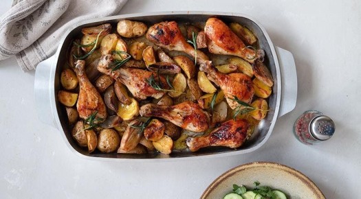 Куриные ножки с картофелем: просто и вкусно