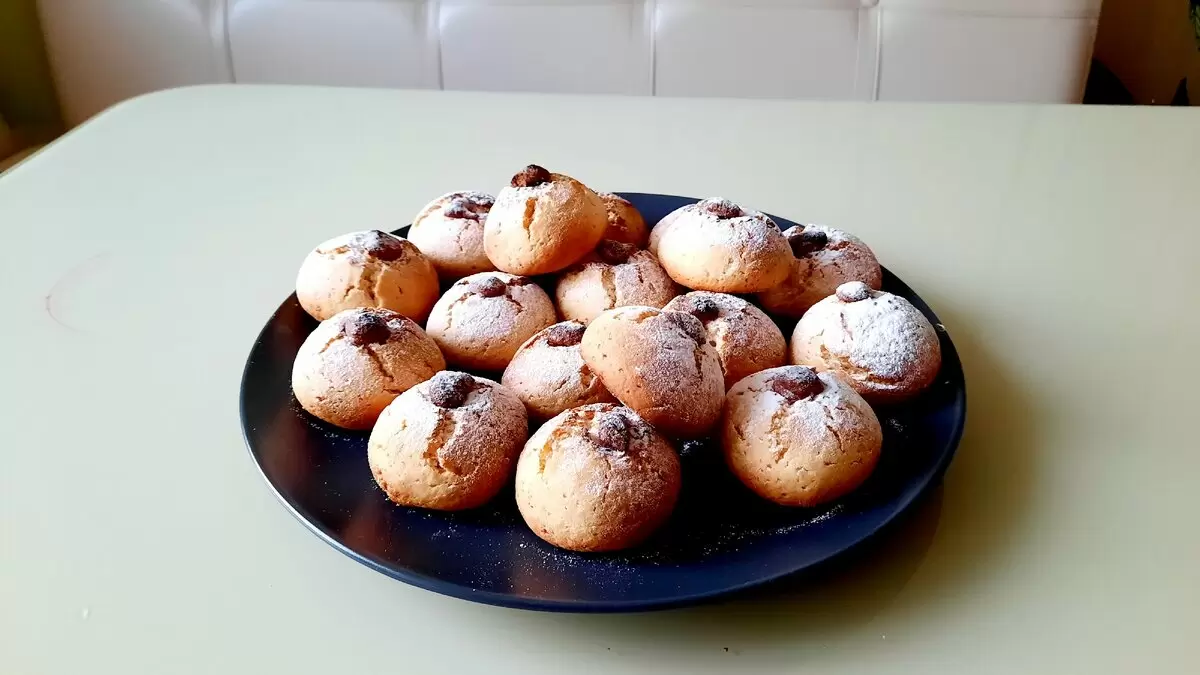 Секреты медового печенья: простота и аромат в каждой порции