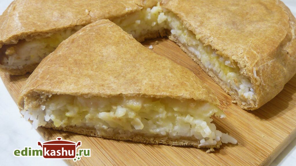 Пирог с рыбой и рисом: отличный рецепт для встречи с друзьями